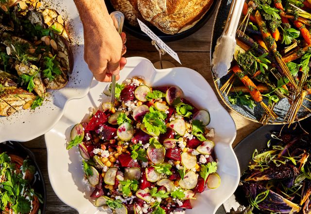 bowls of food